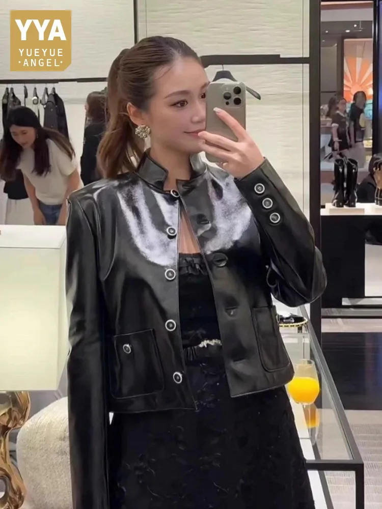 سترة نسائية كلاسيكية بياقة واقفة واحدة الصدر من جلد الغنم الطبيعي مصممة بشمع زيتي قصير معطف جلد حقيقي ملابس الشارع