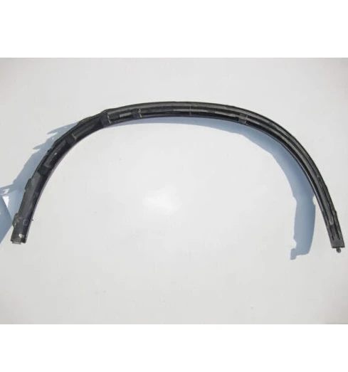 

2928851422 for the Left Wheel Eyebrow of the Mercedes-benz GLE W292