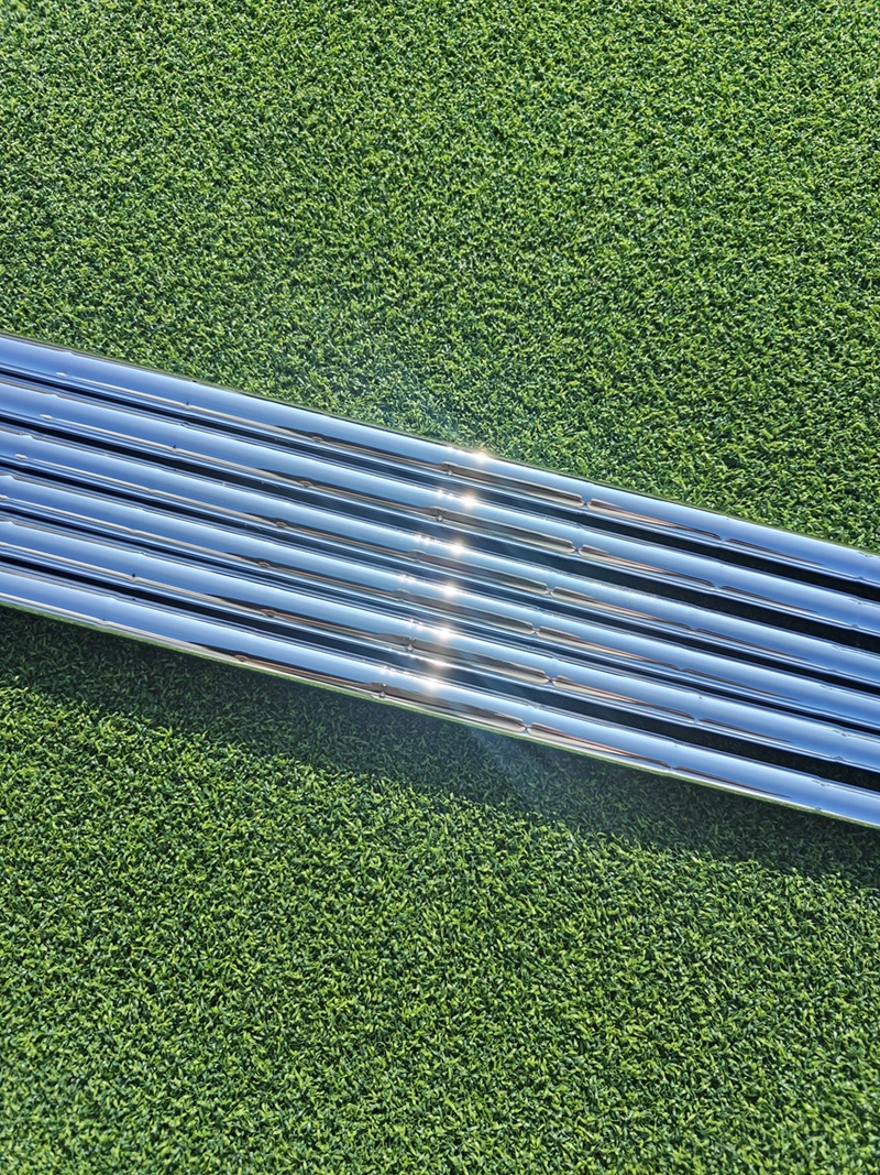 Zupełnie nowe kije golfowe 10 SZTUK DYNAMIC GOLD 105 S200 Wał stalowy 0.370 S200 DYNAMIC GOLD 105 Wał stalowy do żelazek