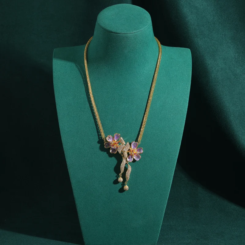 خمر الأرجواني فراشة قلادة المينا زهرة الأوركيد حجر الراين قلادة اكسسوارات للنساء الفاخرة مصمم مجوهرات 2025 جديد