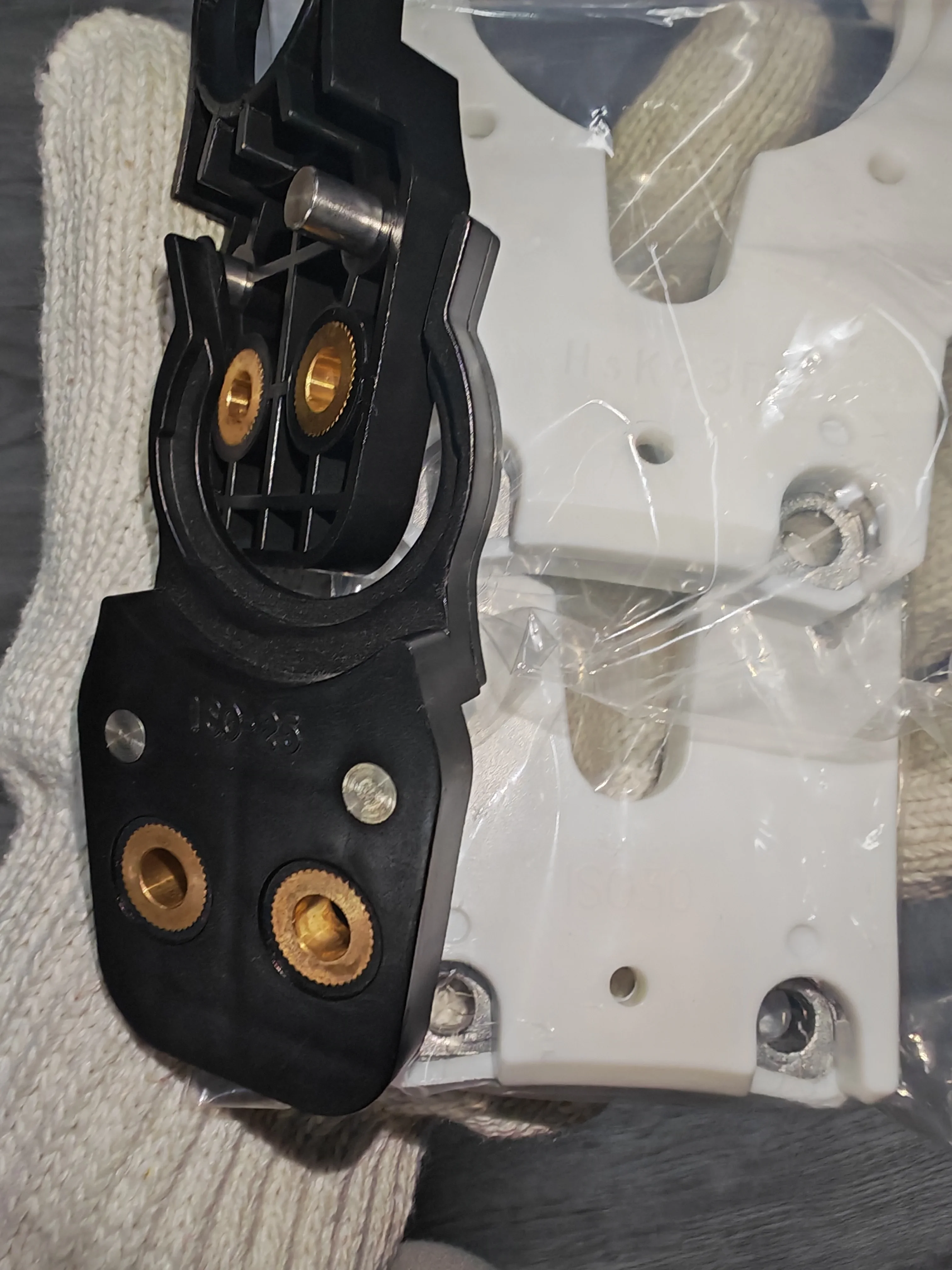 Precision CNC Tool Holder Clamp HSK63F ISO30 ISO20 Automatic Change Spindle Claw for Machining Center
