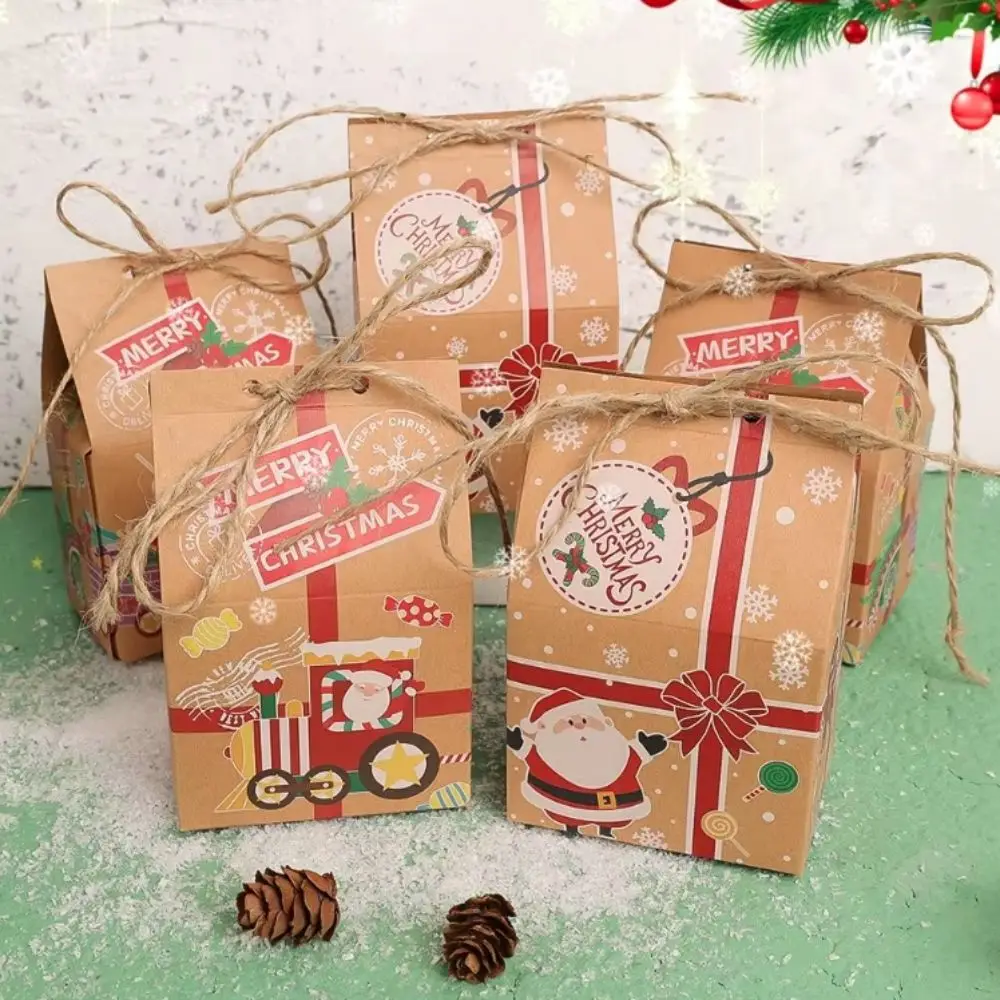 

50pcs Kraft Paper House Shape Christmas Candy Box with Ropes Thickened Christmas Gift Boxes DIY Present Packaging Box New Year