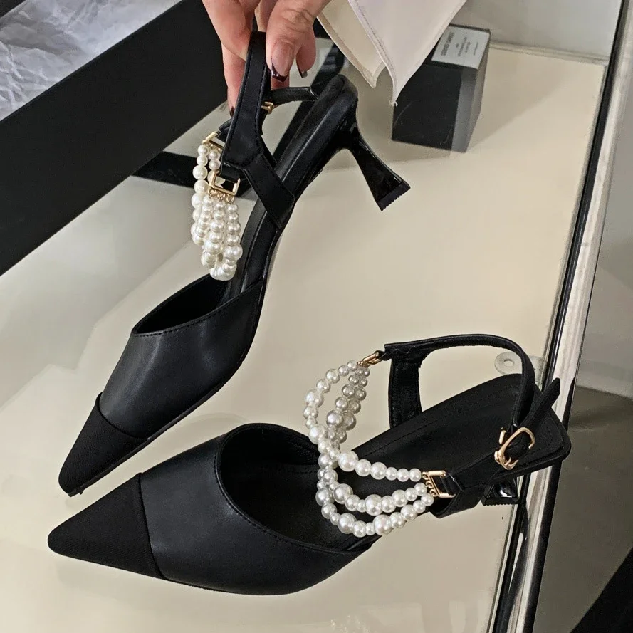 Luxury Pearl Pointed Toe High Heeled Sandals Women Hollow String Bead Classic Sandals Female Elegant Fashion Mueller Pumps Women