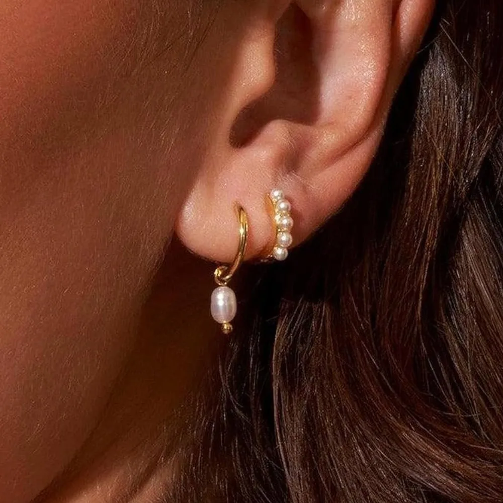 

2 Pair/Set Fashion Stainless Steel Imitation Pearls Dangle Hoop Earrings for Women Dainty 18k Gold Plated Hoops Vintage Jewelry