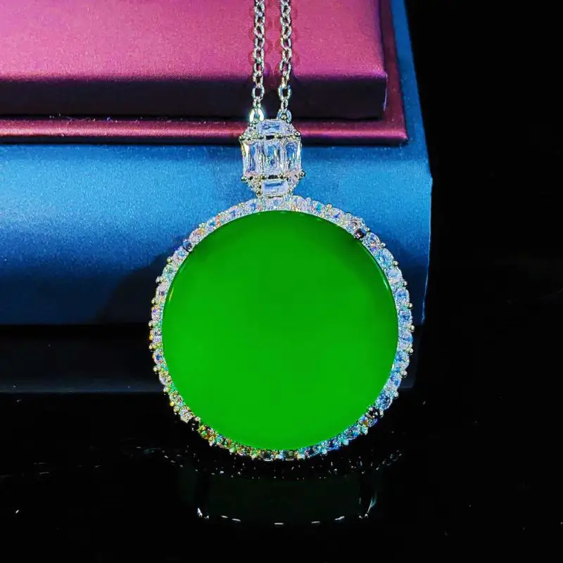 

Natural Myanmar Jadeite Green Jade Round Charm Necklace Women Genuine Grade A Burma Jade Zircon Luxury Round Pendant Necklaces