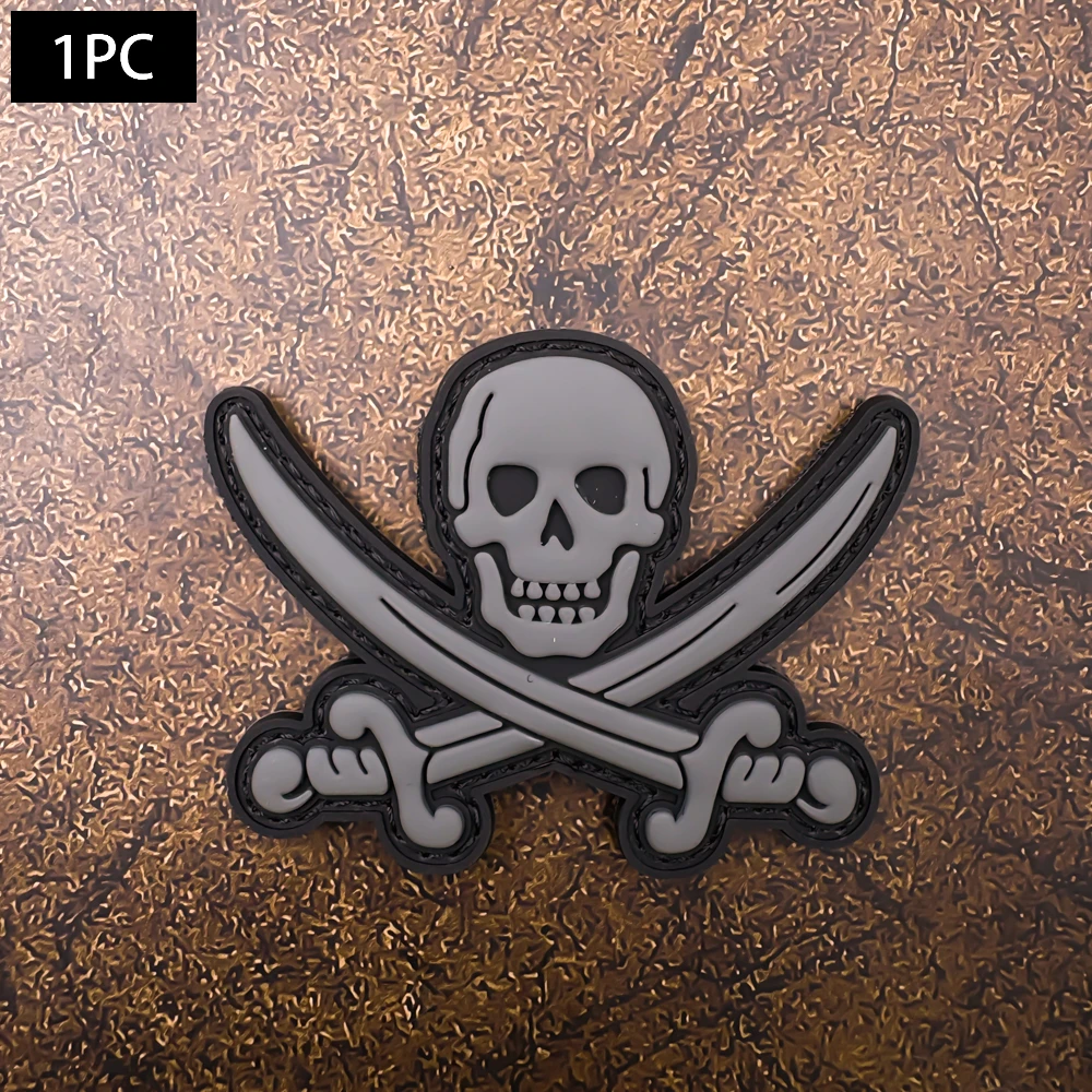 Vintage Skull Cross-Shaped Decorative Velcro Patch Pvc Glow-In-The-Dark Material with Matching Hook-And-Loop Backpack, Baseball Cap, Jacket, Suitcase DIY Decorative Patch Badge Applique view 3
