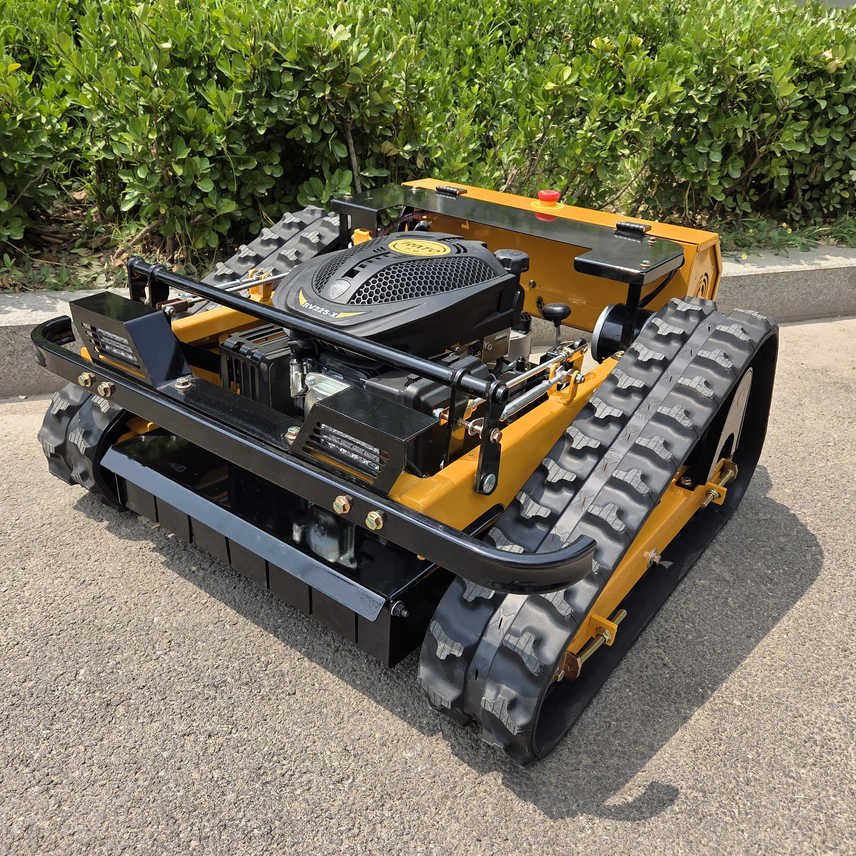 Remote control climbing lawn mower Home intelligent robot Efficiently maintain garden lawn