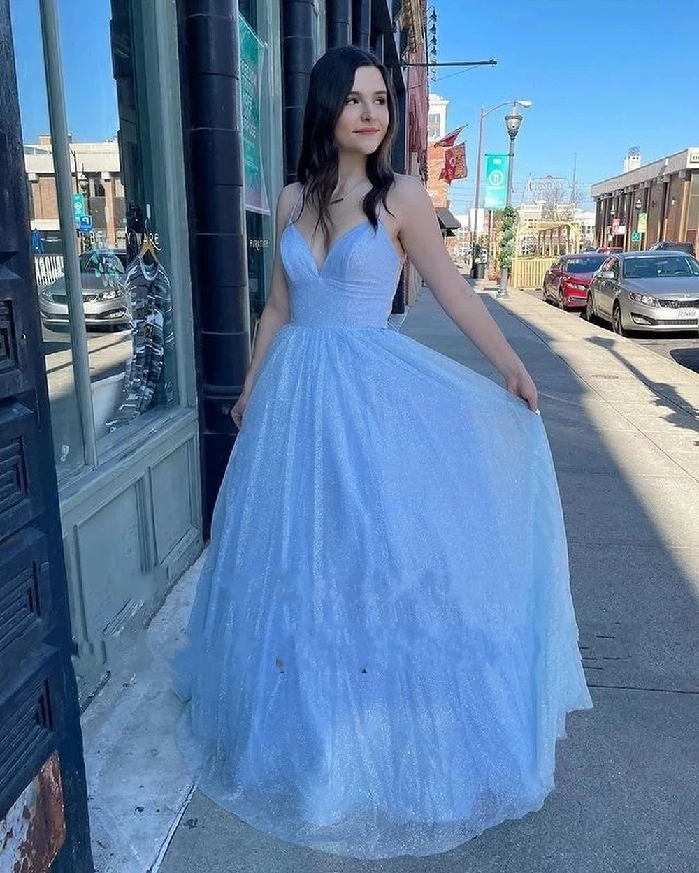 

ANGELSBRIDEP Sky Blue Bling Tulle Evening Party Dresses Long A Line Criss Cross Back Pockets V-neck Spaghetti Strap Prom Dress