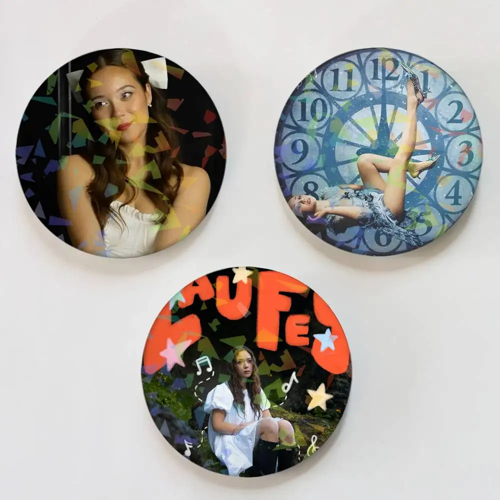 Singer L-Laufey Round Exquisite Laser Badge Brooches Creative Pins For Clothes Hat Backpack Gift Accessories