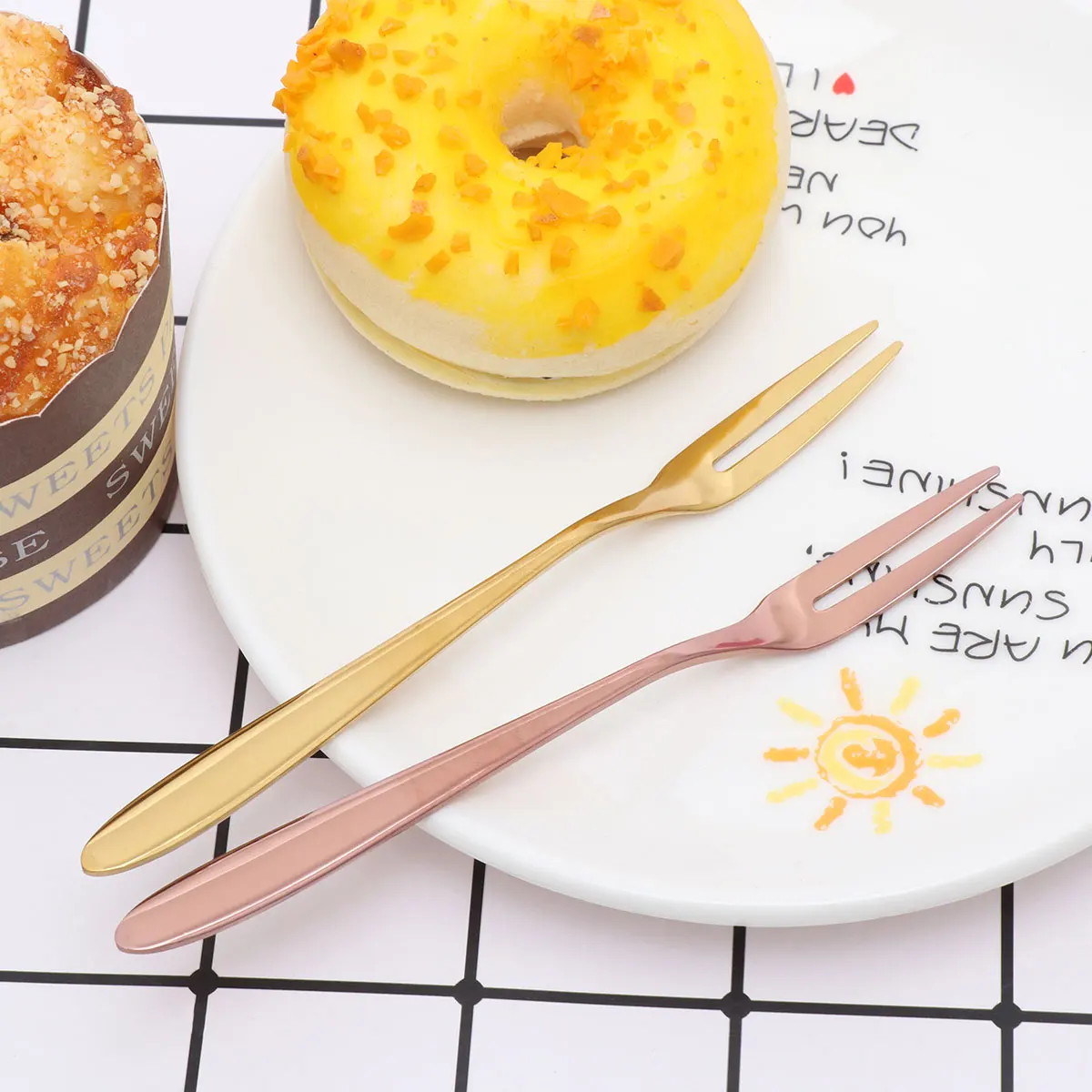 

2Pcs Stainless Steel Fruit Forks Golden Rose Gold Two-Tines Mini Flatware Forks for Fruit Tasting Dessert Salad Cocktail