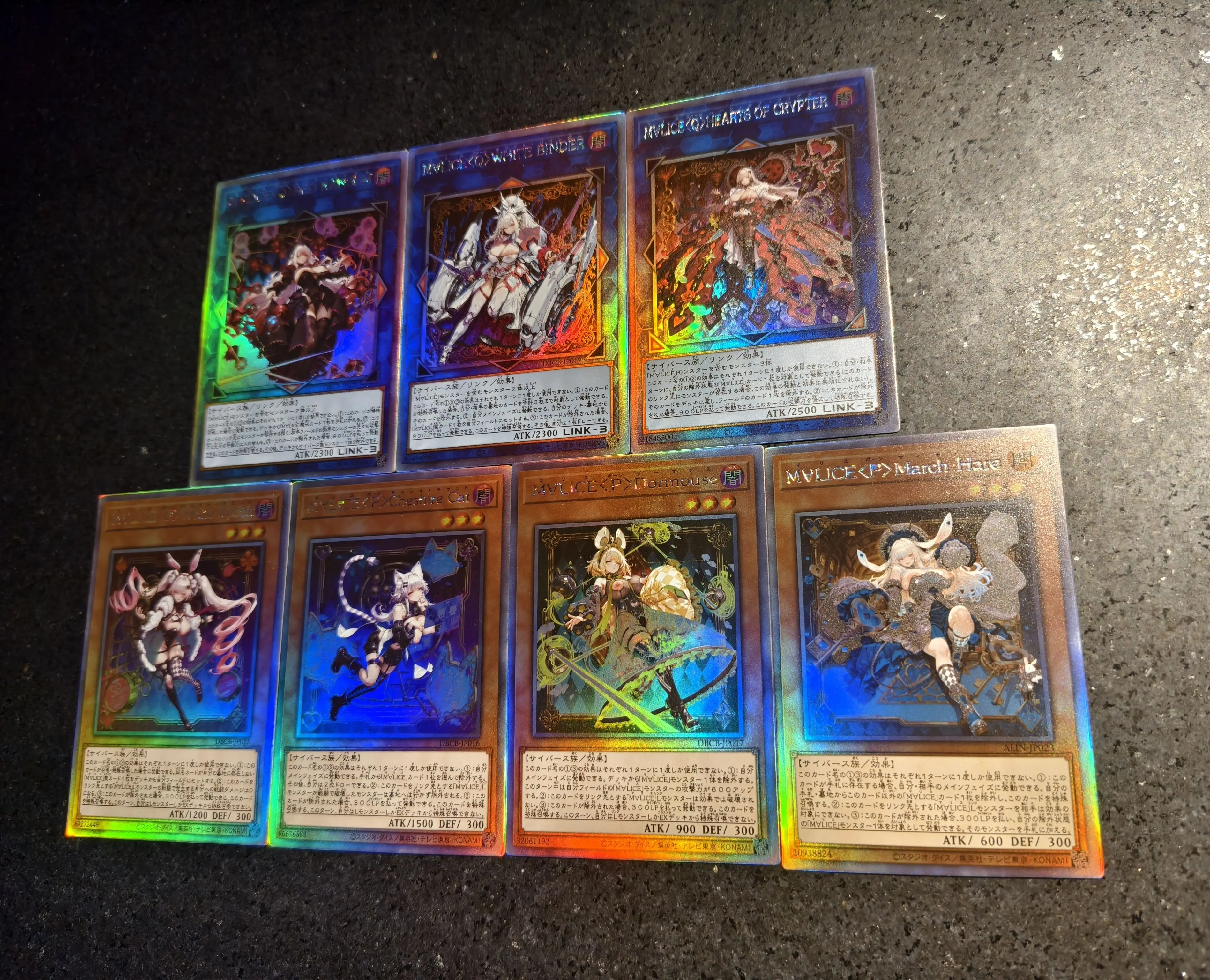 

Ю-Ги-О! Коллекционные фирменные торговые флэш-карты Maliss с автоконтролем, набор из 7 предметов, аниме, мультфильм, сделай сам, подарок, позолоченные подписы