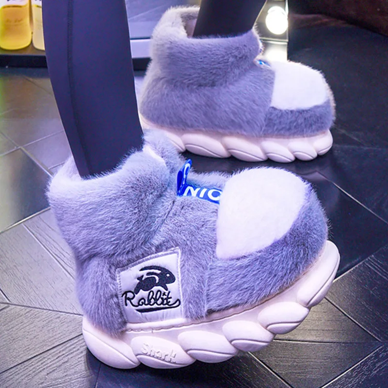 Chaussons d'intérieur doublés en peluche pour femmes et hommes, chaussures chaudes pour couples, talon à plateforme, bottes de neige hautes pour la maison, hiver, 2024