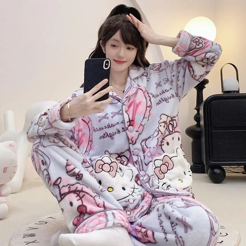 

Hello Kitty flannel long-sleeved pajamas for women autumn and winter ins style sweet cartoon loose home clothes set wholesale