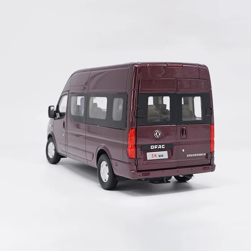 1:24 Scale Car Model DongFeng YuFeng Business Vehicle Diecast Alloy Finished Product Simulation Toy Display Souvenir