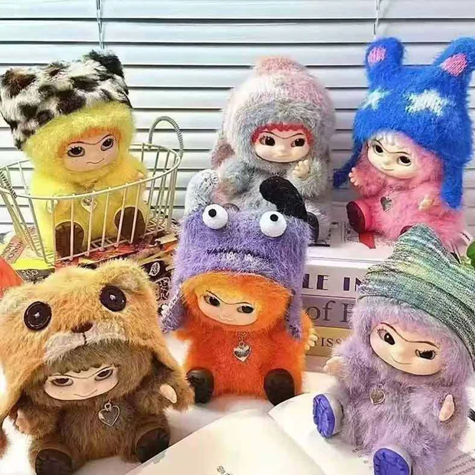Bonito wakuku fuzzy na moda diversão festa caixa cega wakuku figura de ação caixa cega bonito boneca saco pingente boneca surpresa saco presentes