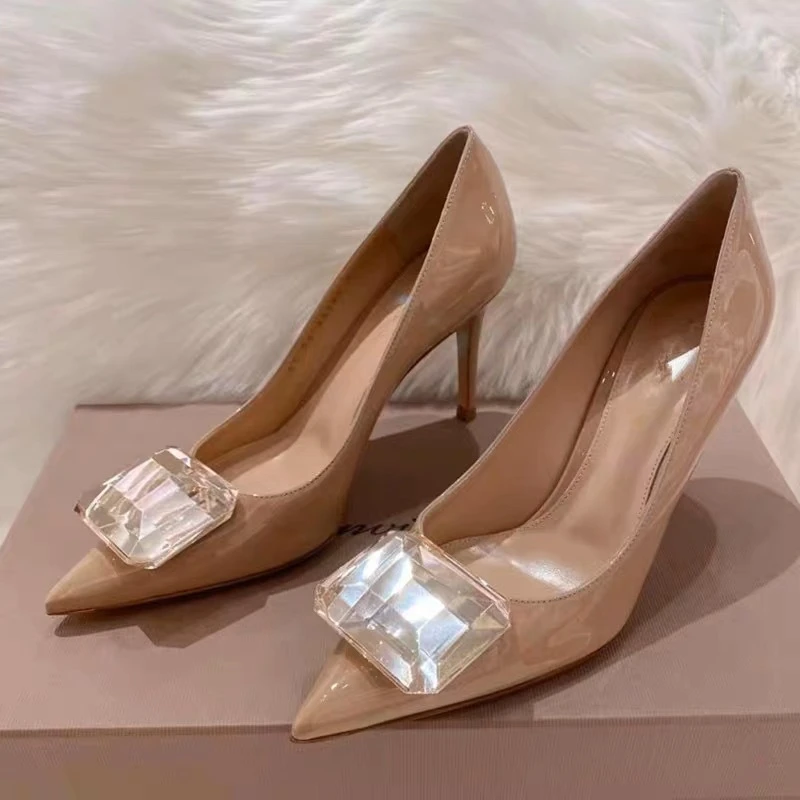 

Весенние новые туфли на шпильке с острым носком, из лакированной кожи, с кристаллами и стразами, для банкета, женские