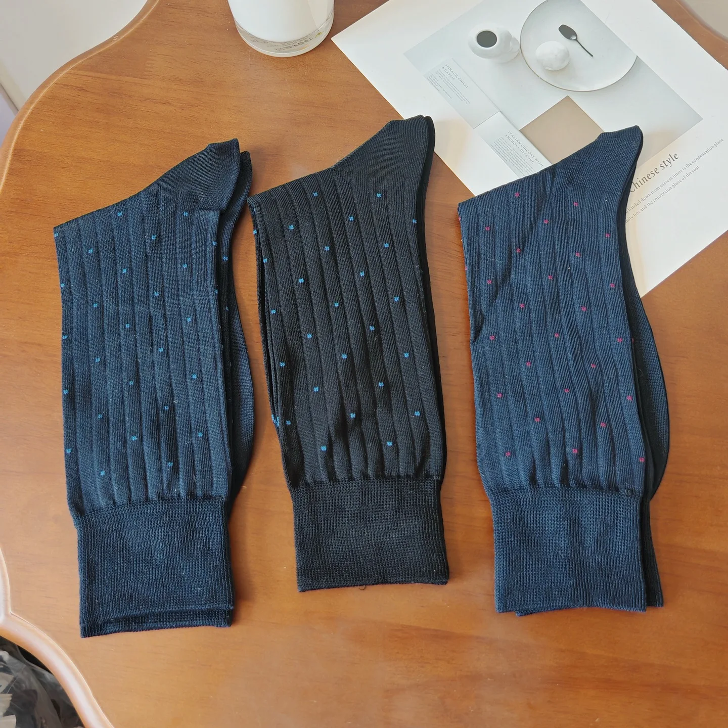 

Striped Men Socks Two tone Color Combed Cotton Business Man Sock Breathable Autumn Winter Socks Red Blue Grey Khaki