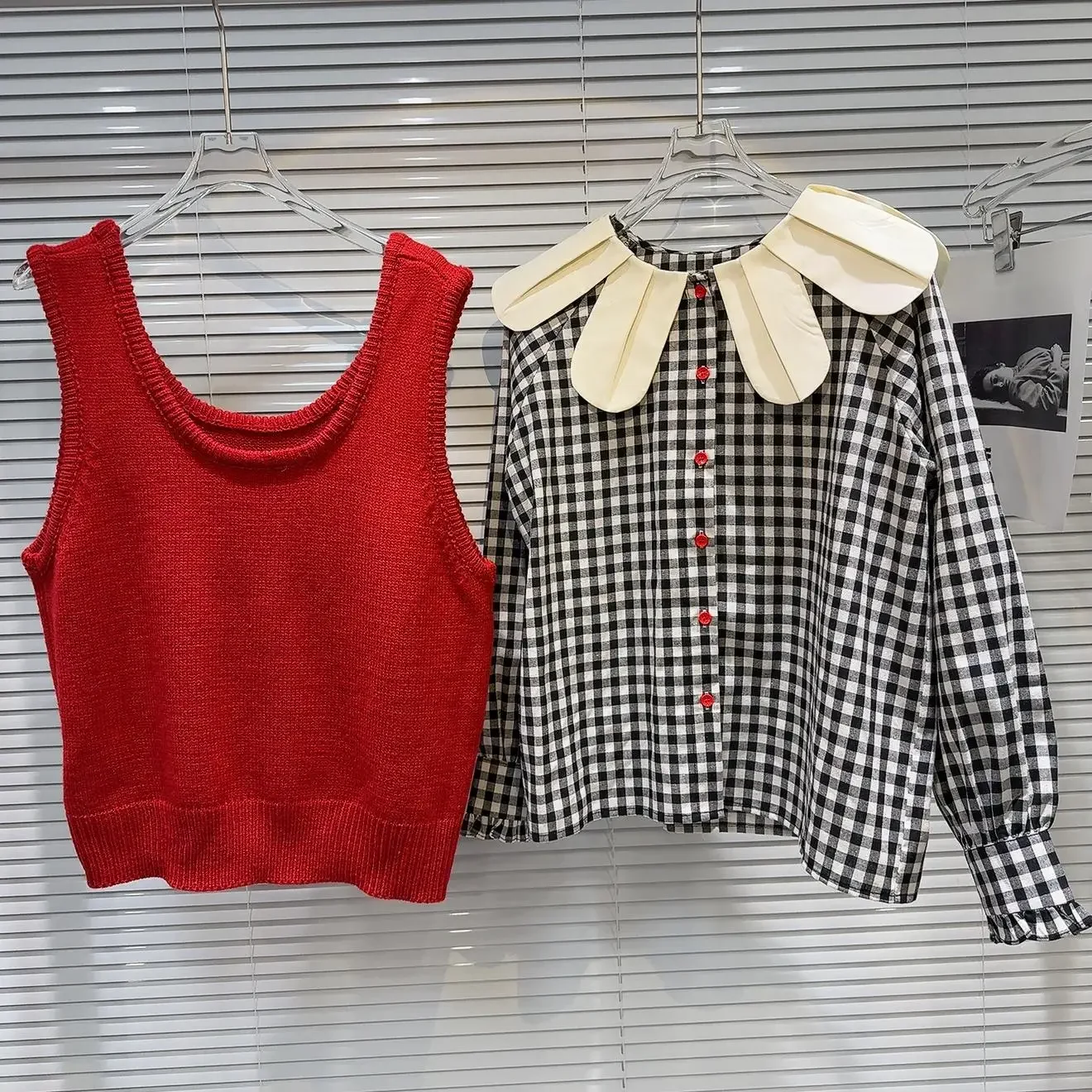 Women's 2025 Spring New Sexy Girl Petal Collar Plaid Long Sleeve Shirts Red Knitted Sleeveless Pullover Vests Women's Top Sets