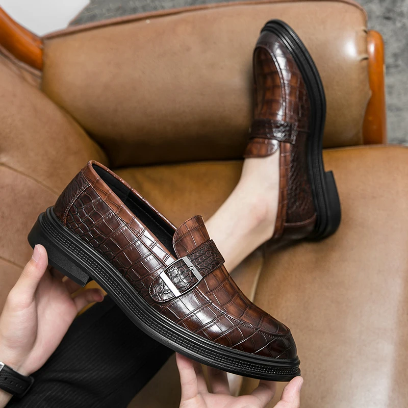 Tassel beanshoe men new British business trend edge buckle crocodile print lazy slip-on pointy plaid casual leather men