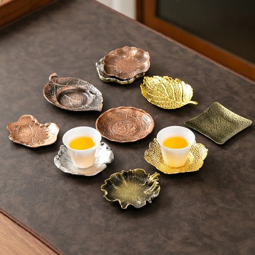 Chinese Style Retro Metal Coaster Elegant Golden Insulation Pad Heat Resistant Exquisite Cup Holder Home Decoration