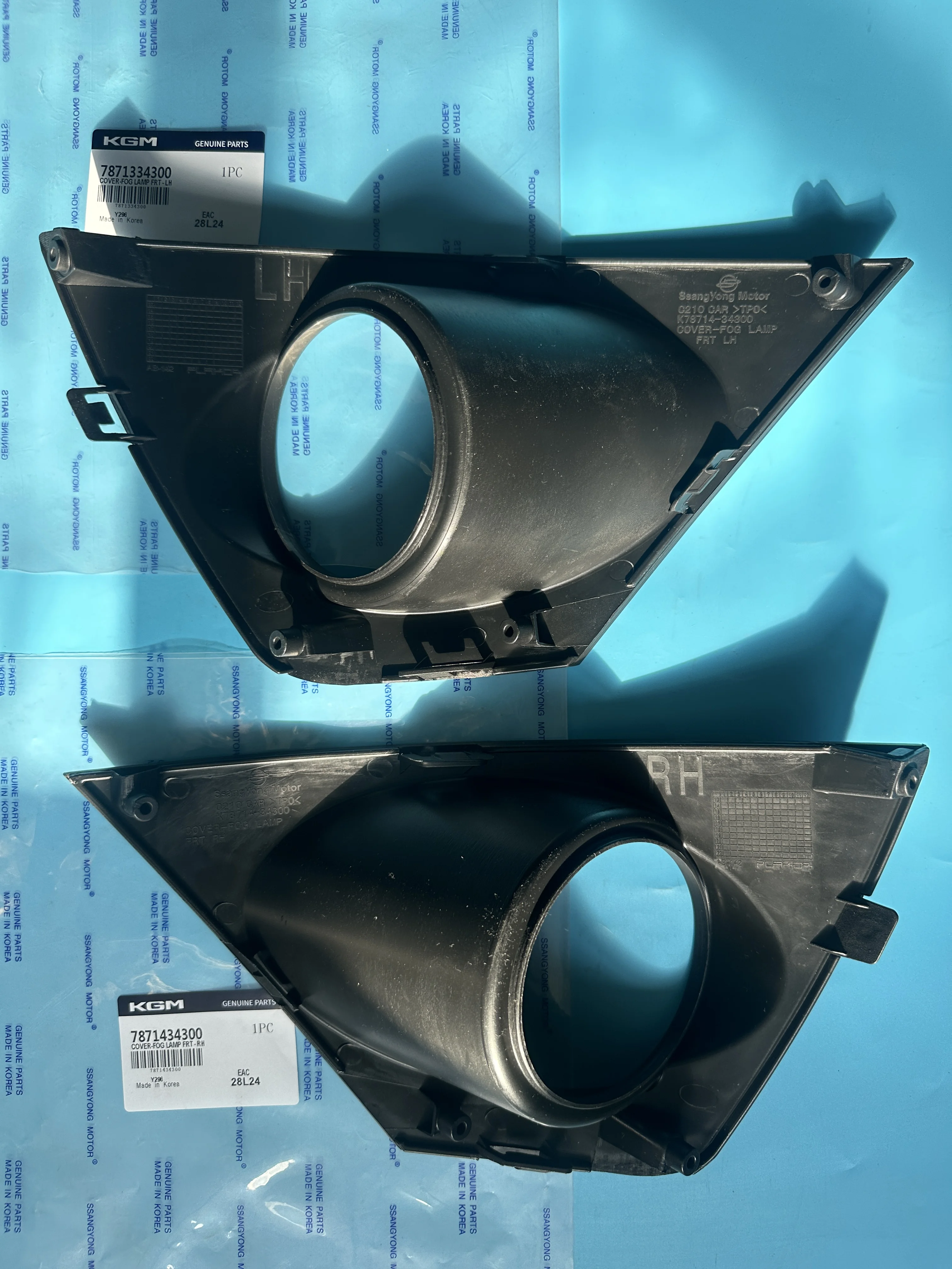 Front Fog Lamp Cover LH 7871334300 RH 7871434300 For Ssangyong Korando 2013-