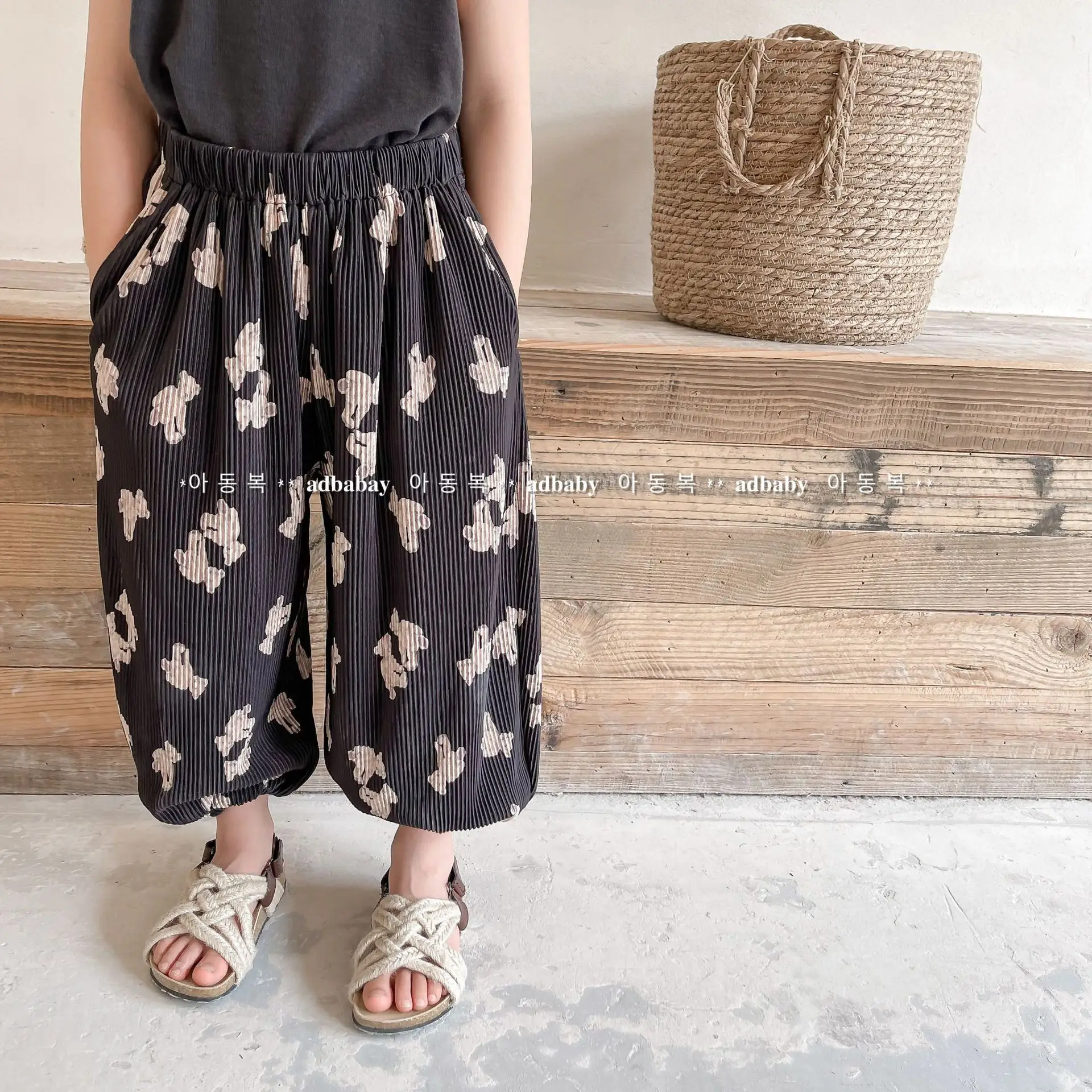 

2025 Summer Children's Clothing New Girls Korean Ice Silk 9-point Pants Casual Summer Clothing Children's Mosquito-proof Pants