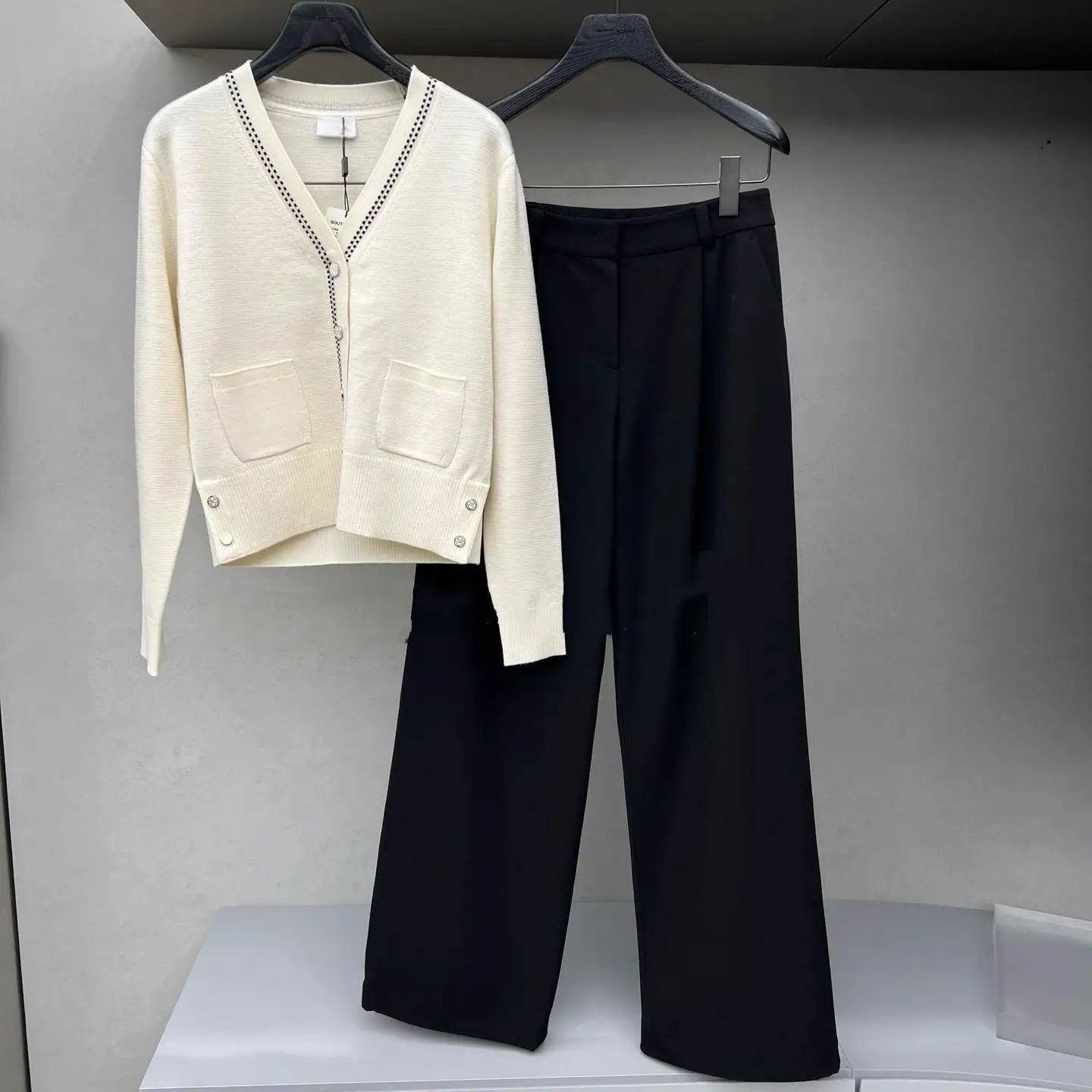 Clearance Sale- Autumn Ladies Golf V Neck Knit Cardigan Long Sleeve Comfort Versatile Casual Sport Women Golf Outer Jacket