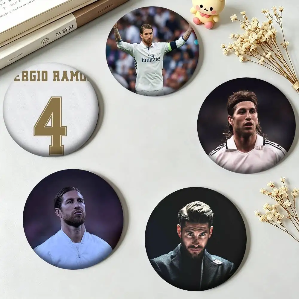 S-Sergio Ramos Legend Football Defender  25 32 44 58 75mm Badges Personalized Round Brooches Pins Accessory Gift