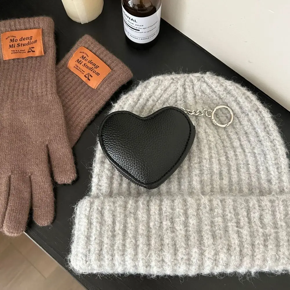 Fashion Pendant PU Leather Coin Purse Zipper Card Bag Heart Shape Wallet with Keychain Clutch Bag Mini Storage Bag Outdoor