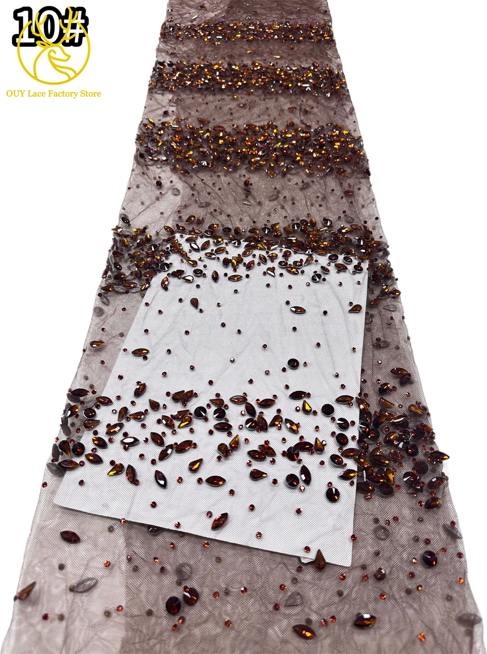 Goldener Luxus-Tüll-Spitzenstoff aus Dubai, hochwertiger nigerianischer afrikanischer Diamant-Tüll-Spitzenstoff für Hochzeitskleidung. – Detail 20