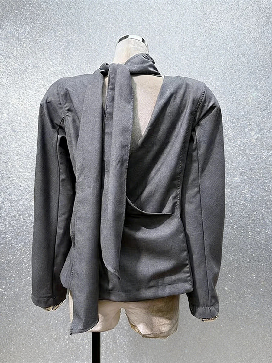 TWOTWINSTYLE Effen Gesplitst Lint Minimalistische Blouses voor Vrouwen Stand Hals Lange Mouwen Backless Tuniek Blouse Vrouwelijke Kleding Nieuwe