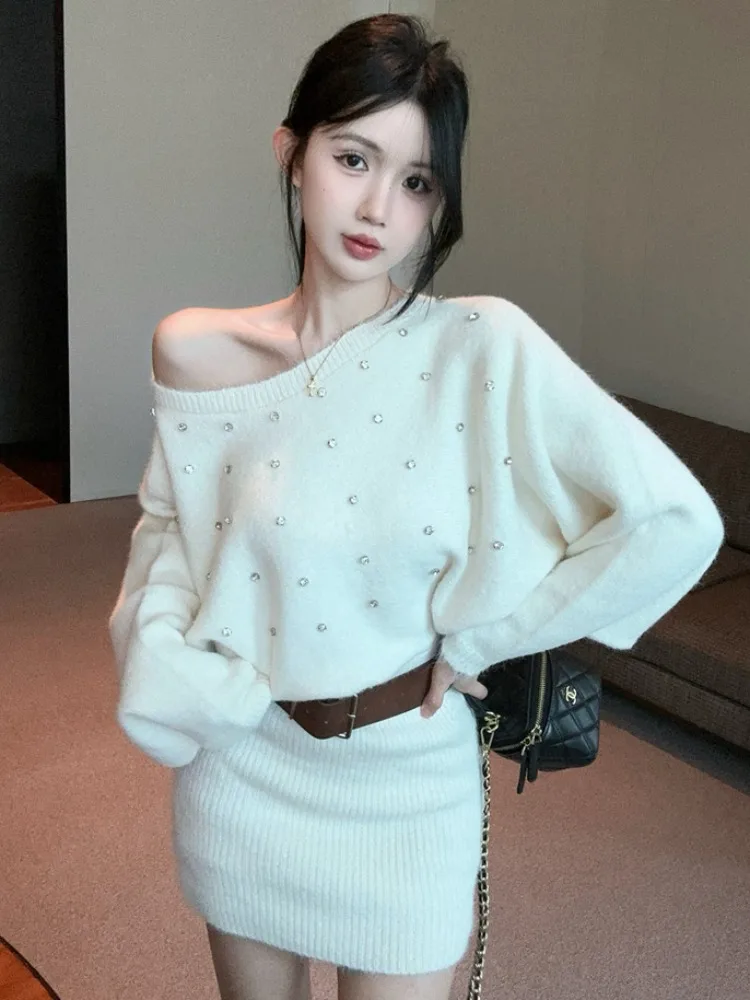 

Autumn Winter Spicy Chic Name Lady Style Diagonal Collar Slim Fit Knitted Short Skirt Sexy Wrap Diamond Embedded Dress