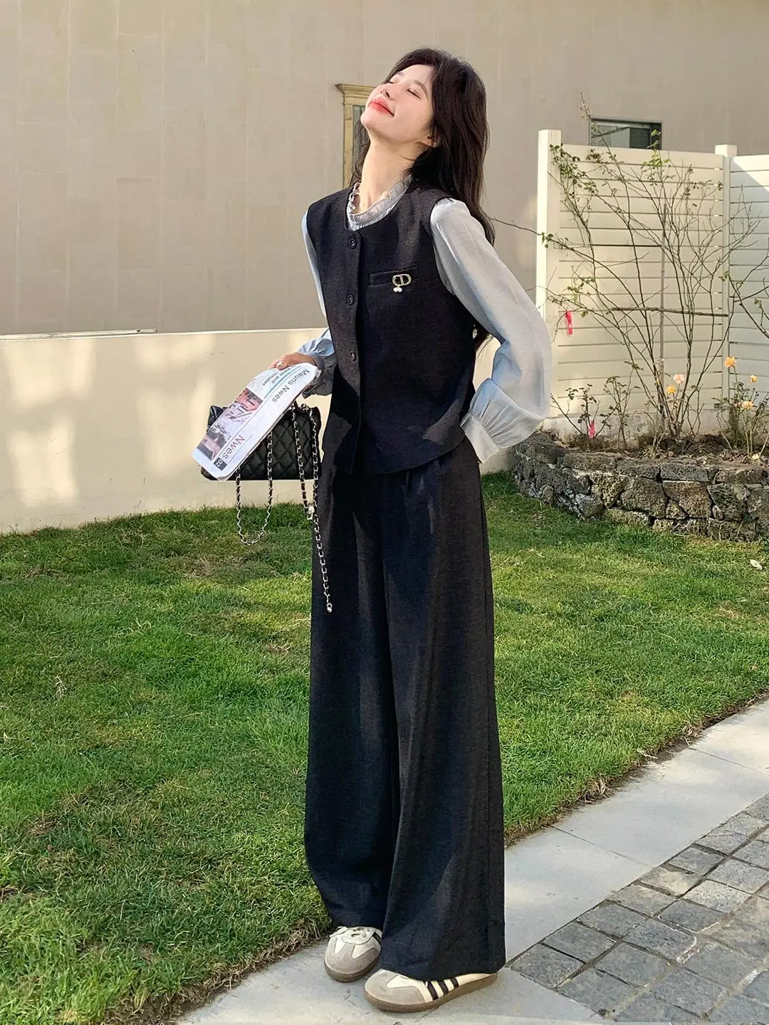 

Elegant round Neck Shirt with Wooden Trim And High Waist Long Pants Women's Fashion Work Commute Three-Piece Set Spring ...