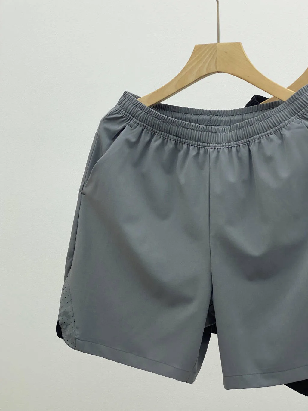 8268 Men Quick Dry Running GYM Fitness Sports Shorts 2025 Summer Outdoor Waterproof Short Pants High Quality