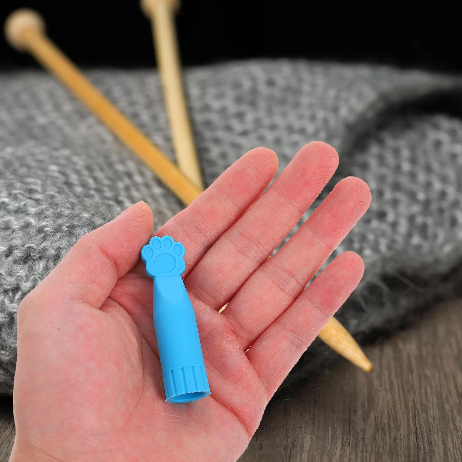 

4pcs Knitting Needle Caps Cat Paw Stoppers Size Tpr Colored Reusable Reliable Craft Gadgets Crochet Tools Protective Cover