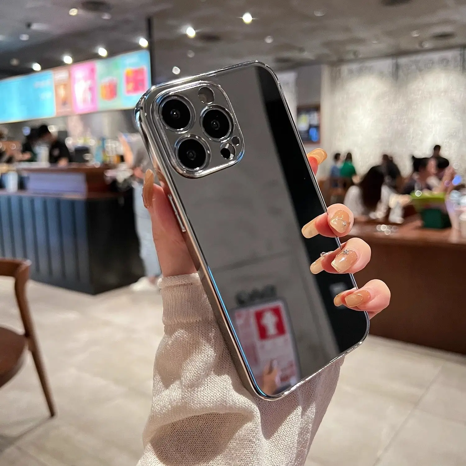 

Makeup mirror phone case suitable for iPhone 16 Promax creative phone case iPhone 15 Pro electroplated mirror phone case