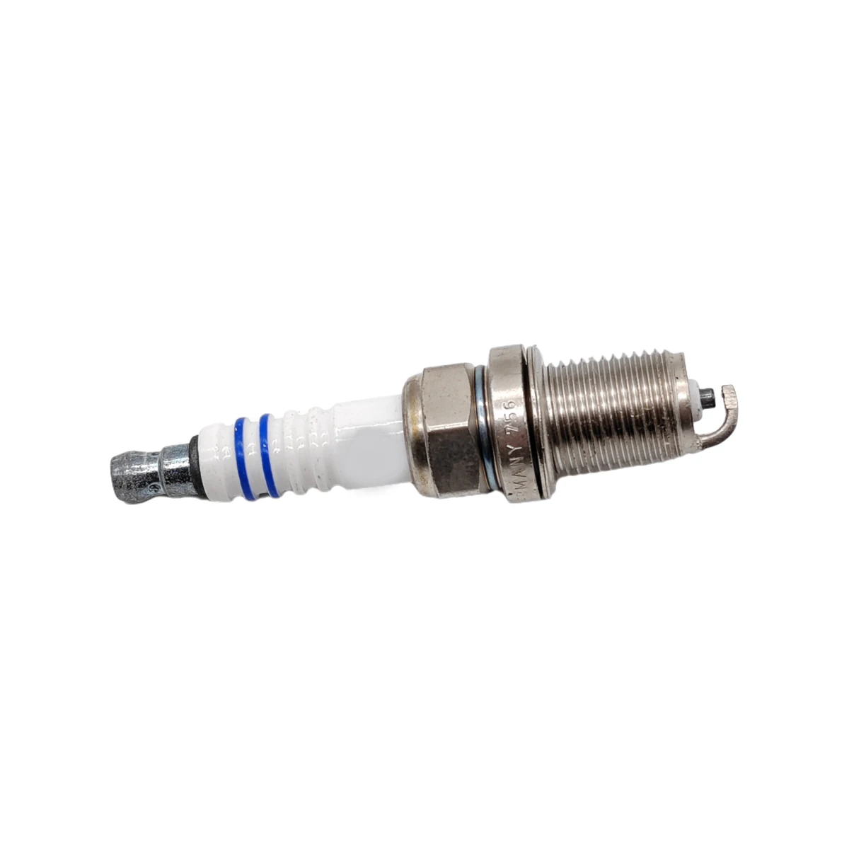 4x Genuine spark plug A0031596803 0031596803 For MERCEDES-BENZ W202 W124 W210 for engine M111