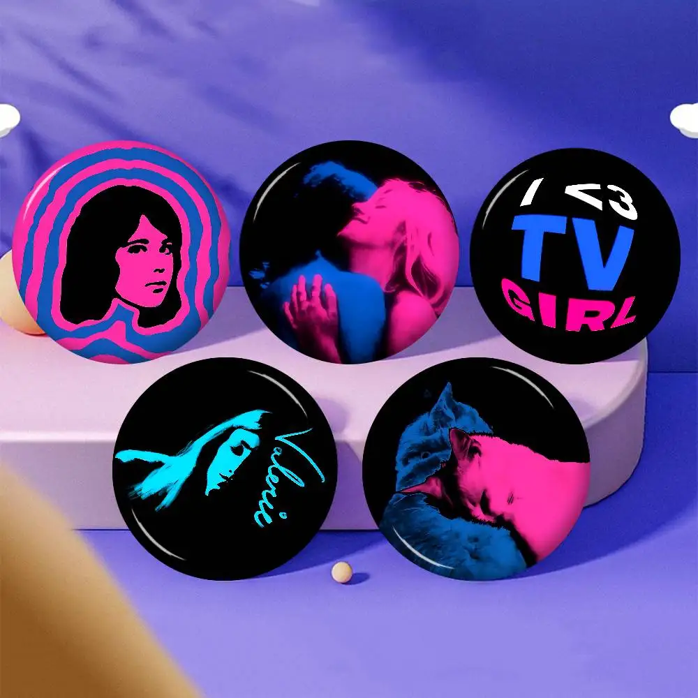 Album Cover Tv Girl Who Really Customizable Soft Button Pin For Women Creative Jewelry Funny Badge Cartoon Lover Hat