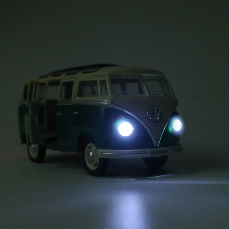 T1 Bus Alloy Model Volkswagen Pullback Sound Light Toy Car Simulation 1:24 Birthday Gift Children Boy Diecast Miniature Voiture
