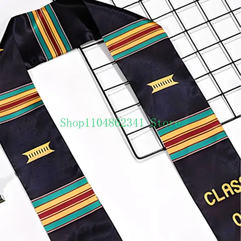 سرق 5ASD التخرج من فئة SASH لعام 2025 تخرج من تخرج الحفل الدراسات العليا