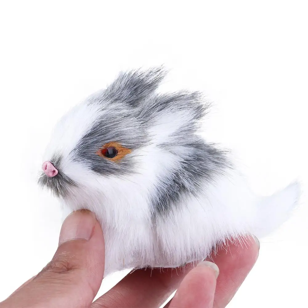 Figurine di pelliccia realistiche bianche Modello miniaturizzato Conigli di peluche Simulazione Conigli Giocattolo per bambini di Pasqua