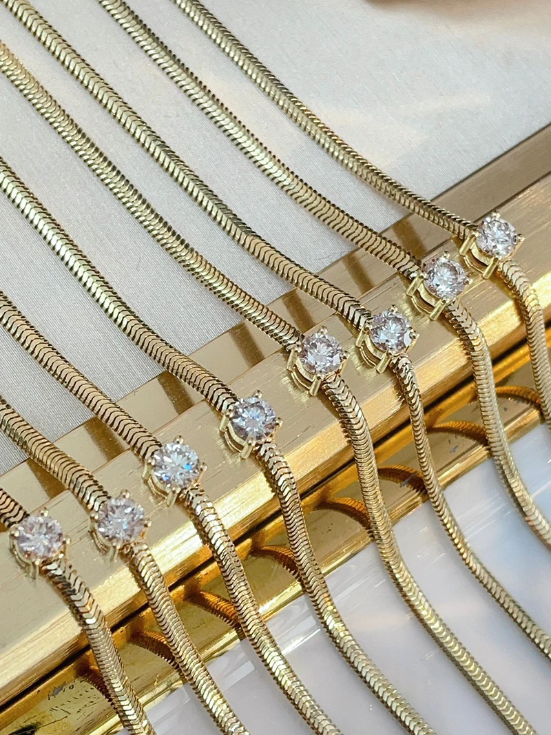 LUOWEND 100% 18K Yellow Gold Bracelet 2mm Fashion Snake Bone Chain Shiny Real Natural Diamond Bracelet for Women Fine Jewelry
