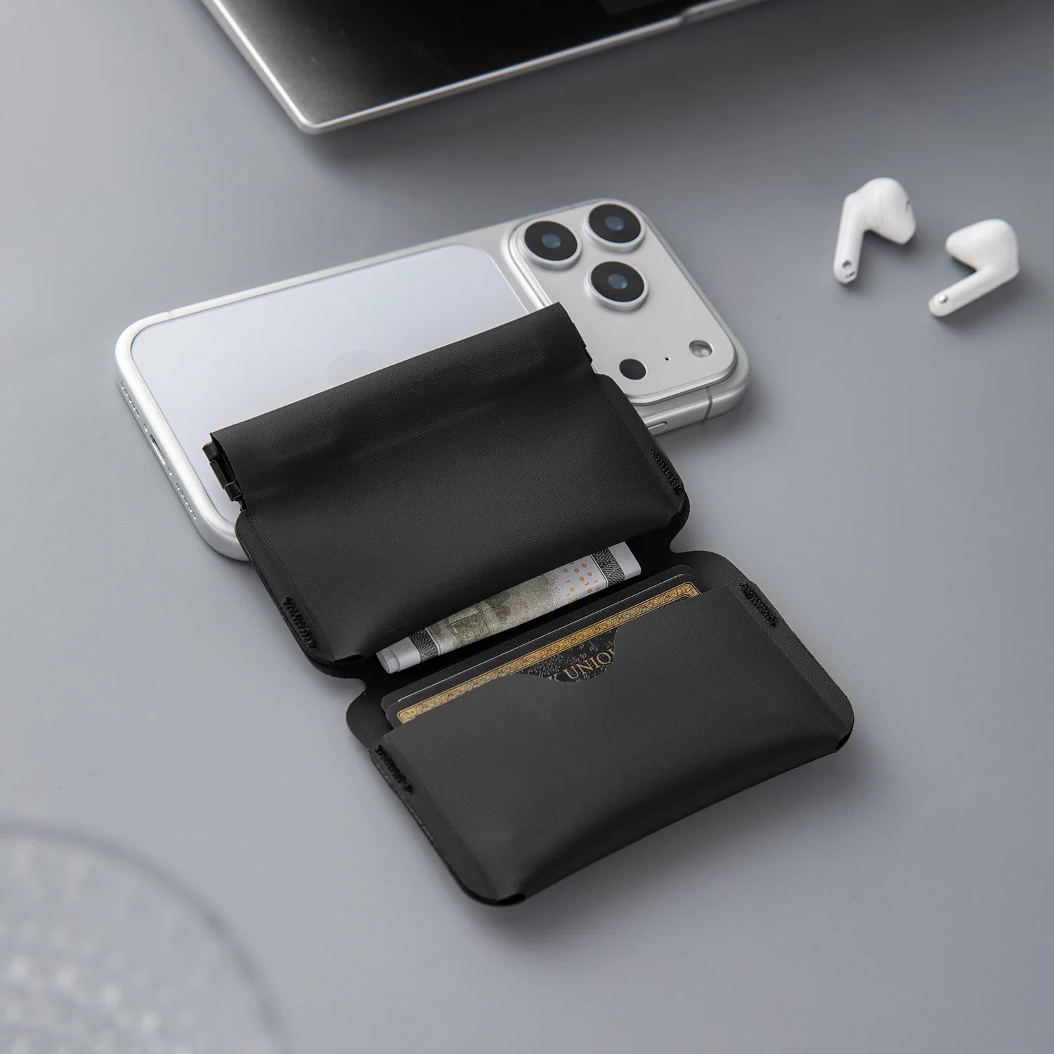 Ultra-Lightweight Portable EDC Magnetic Mini Folding Wallet Multifunction Coin Purse for Men Women, Slim Bifold ID Card Holder
