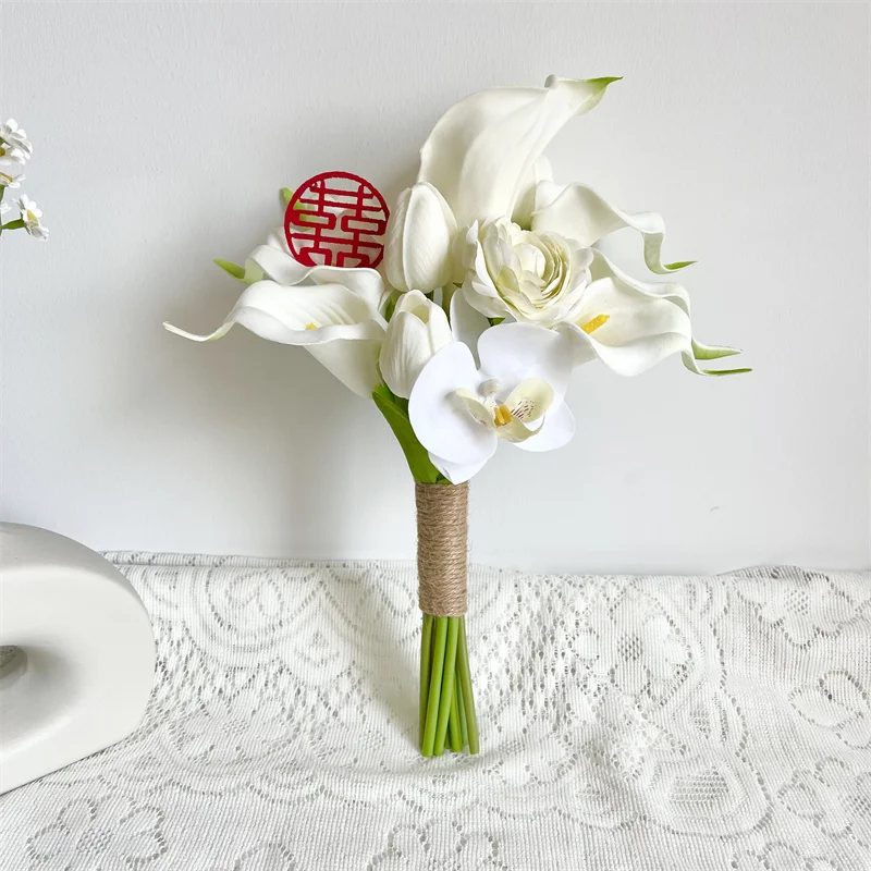 2023 New Wedding Accessories Pure White Tulip with Callas Small Bridesmaid Bouquet for Wedding Days Ramo de boda de novia