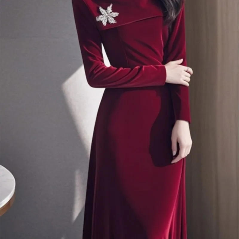 Wear with elegant temperament sense of dignified atmosphere velvet dress