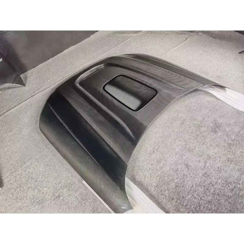 

Капот из углеродного волокна A4 S4