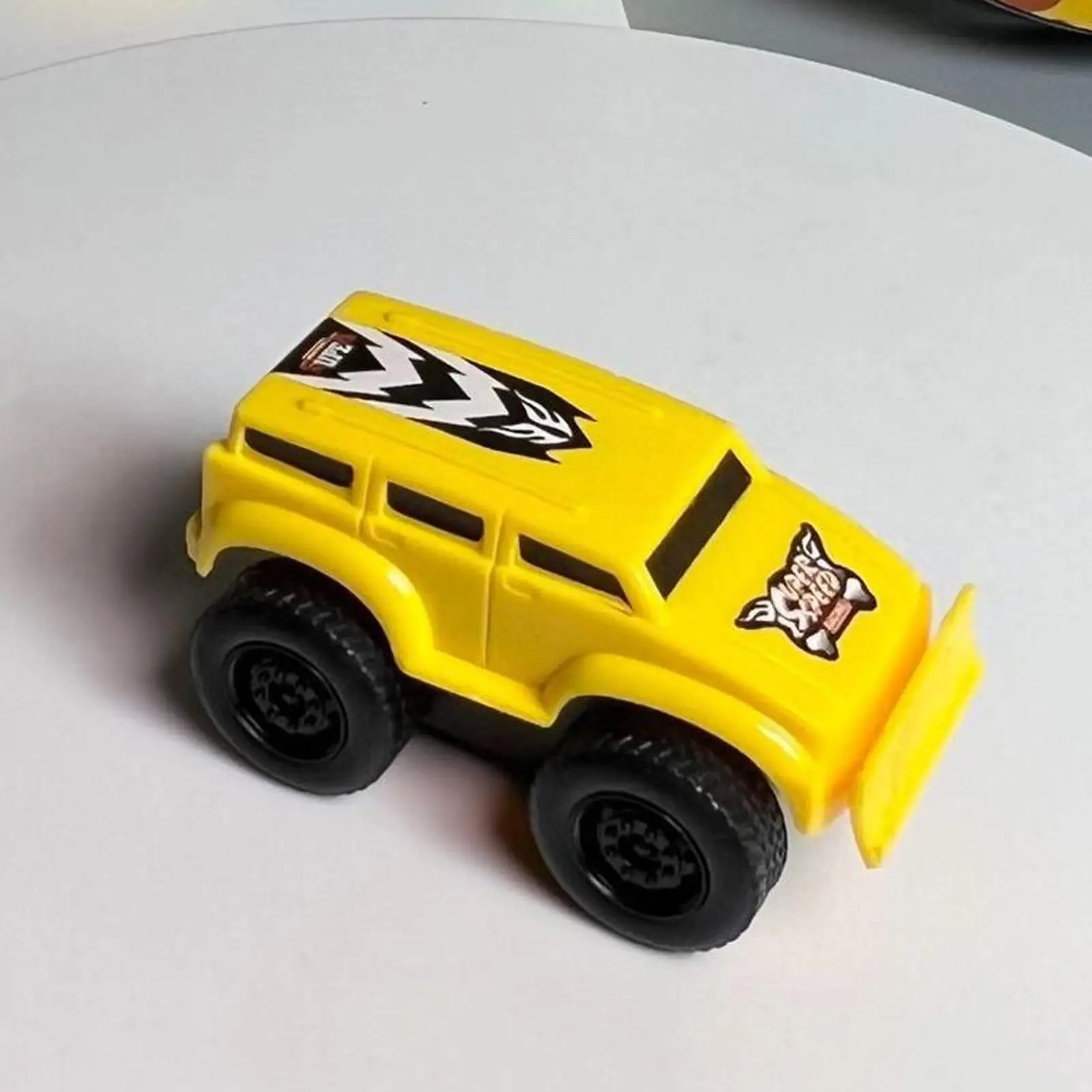 Climbing Car ABS Magnetic Inertial Wall Toy Car For Kids Boys Girls Bedroom Playroom Nursery Preschool Classroom Home Decor