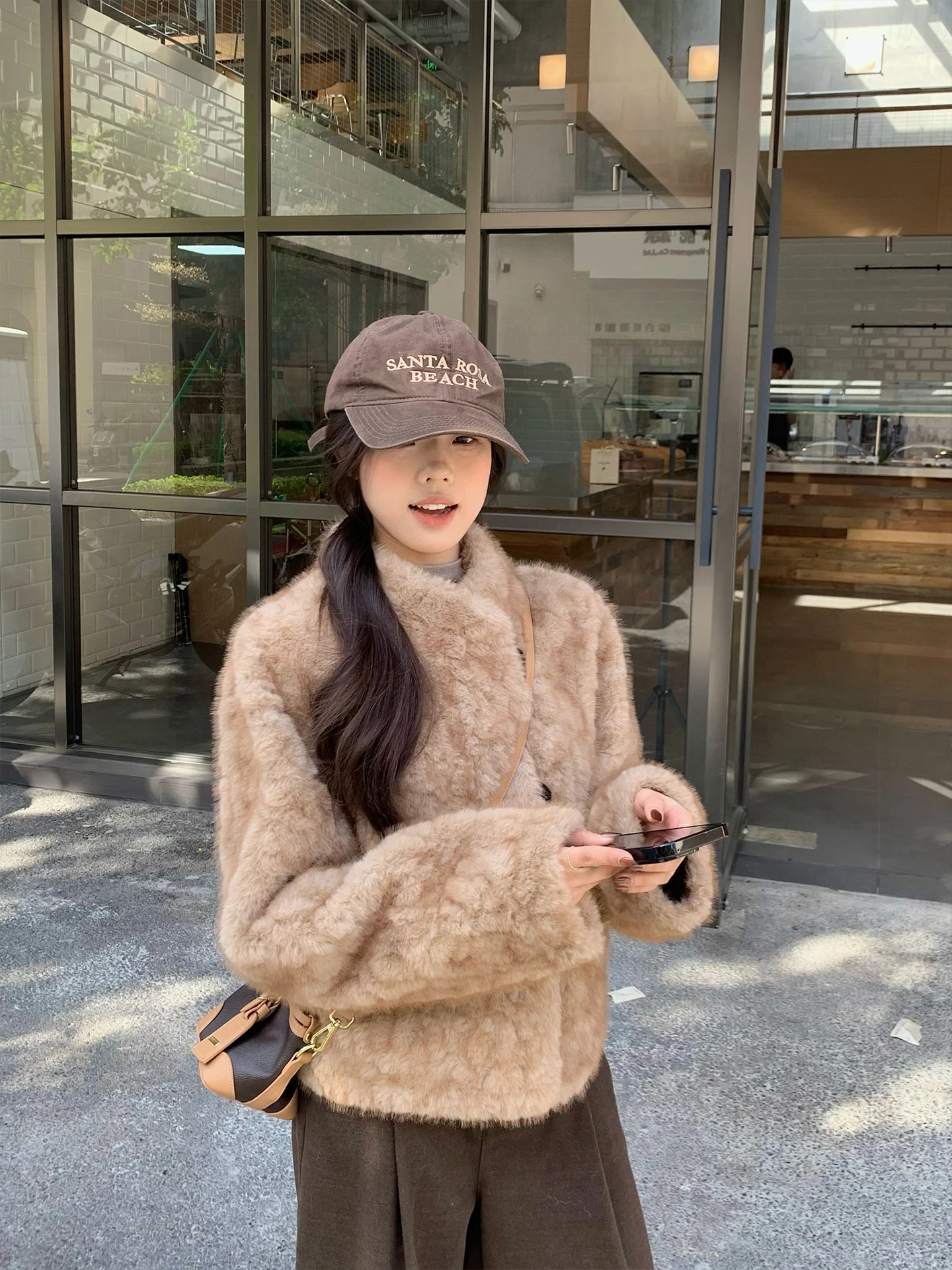 

Женская утепленная короткая шуба из искусственного меха норки с воротником-стойкой, новая зимняя модель, теплая, из полиэфирного волокна, с длинными рукавами, в корейском стиле