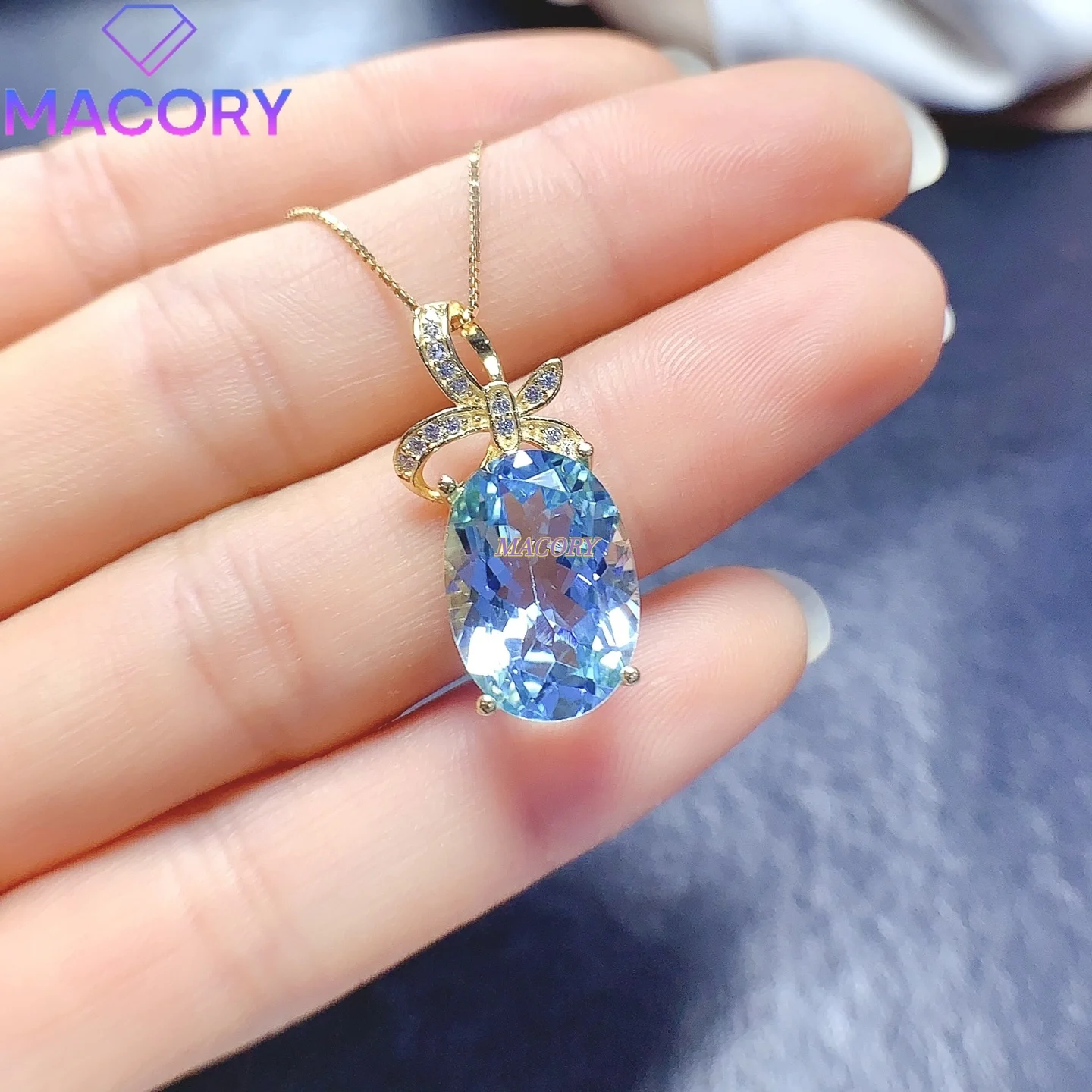 

Natural topaz necklace women's sterling silver 925 exquisite fashion new women's jewelry 10*14mm Christmas holiday gift