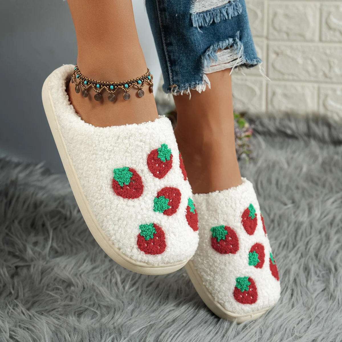 Fruit Strawberry Cartoon Pattern Bedroom Women's Leisure Slippers Soft Sole Cute Winter Warm Indoor Comfy Girl Plush Home Shoes
